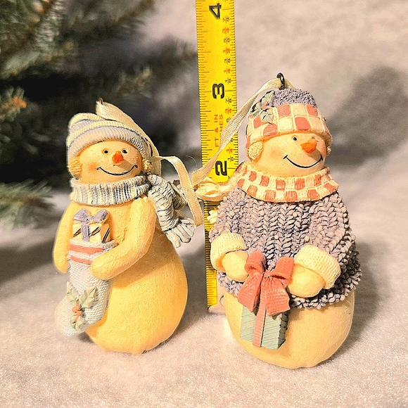 VTG Plum Pudding Snowman Pair Handpainted Resin Figurine Ornament Cottagecore - Picture 5 of 5